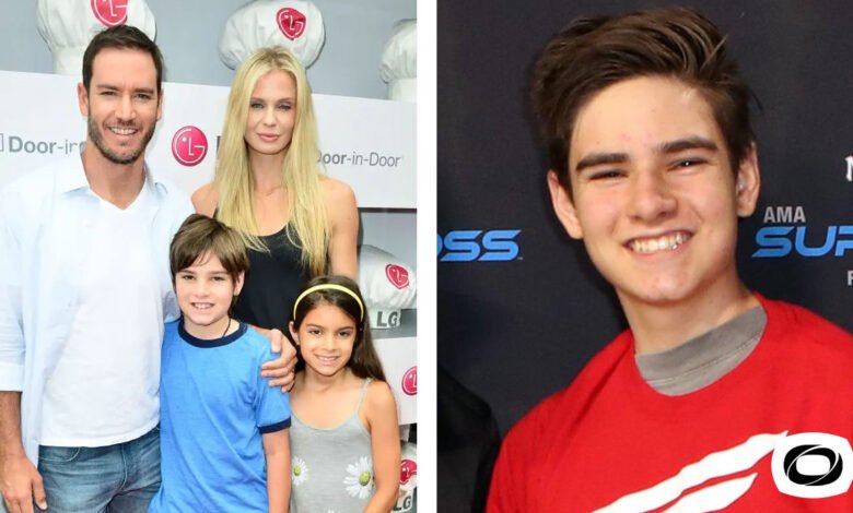 Michael Charles Gosselaar