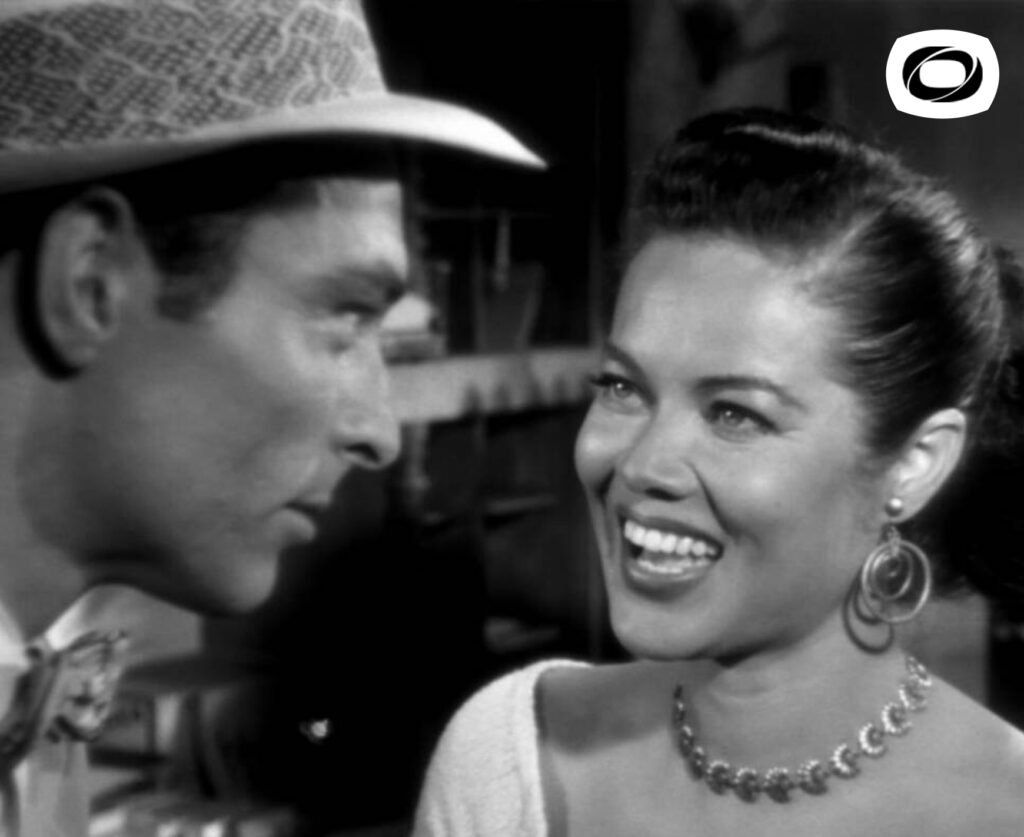 Nia Novella Travilla